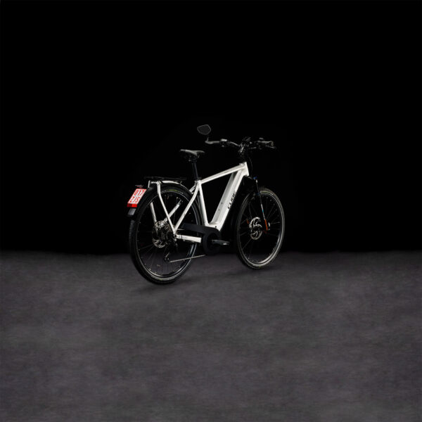 CUBE Kathmandu Hybrid 45 750 – 28” – Trekking – 45 kmh – Diamant 2026